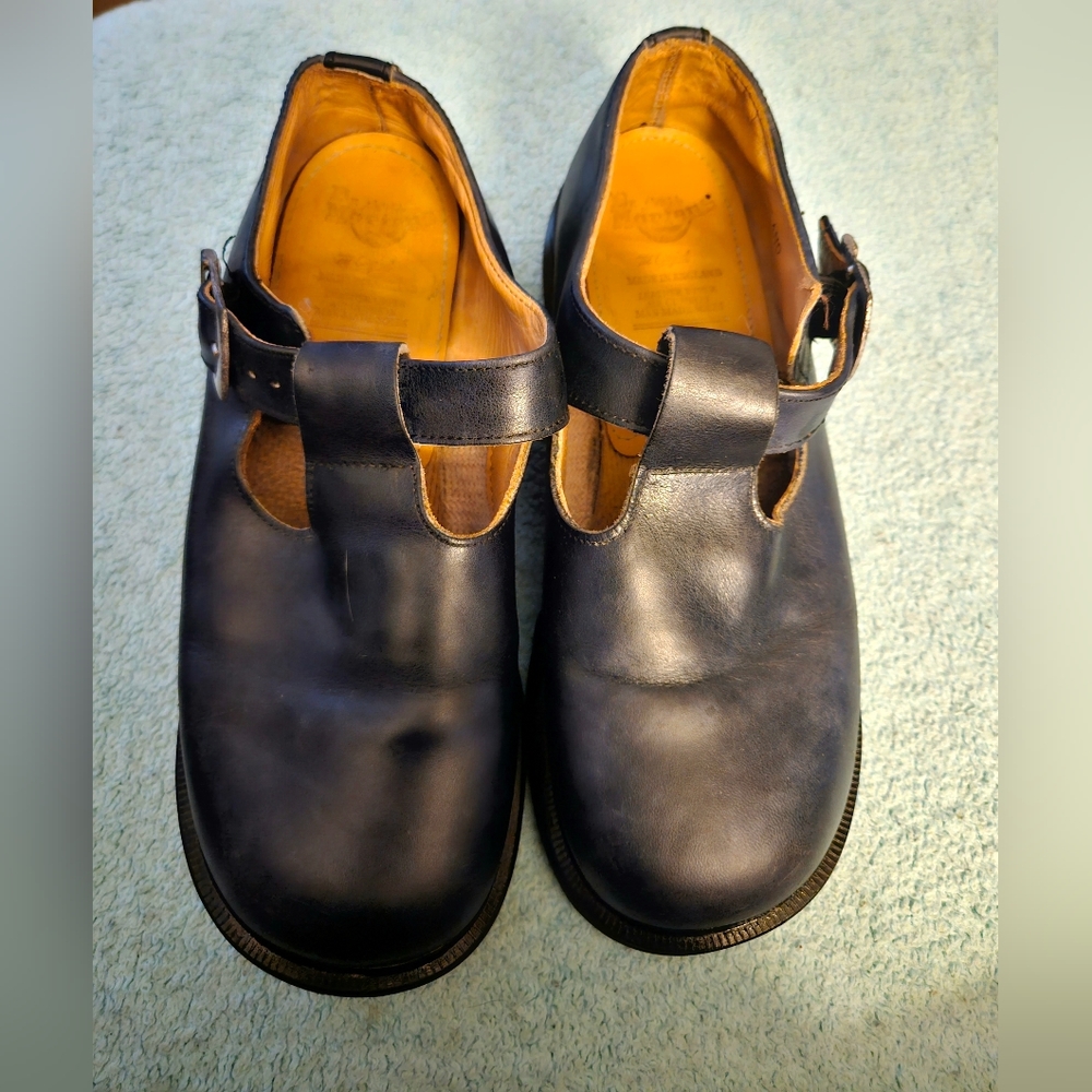 Dr Martens womens size 6.5 shoes